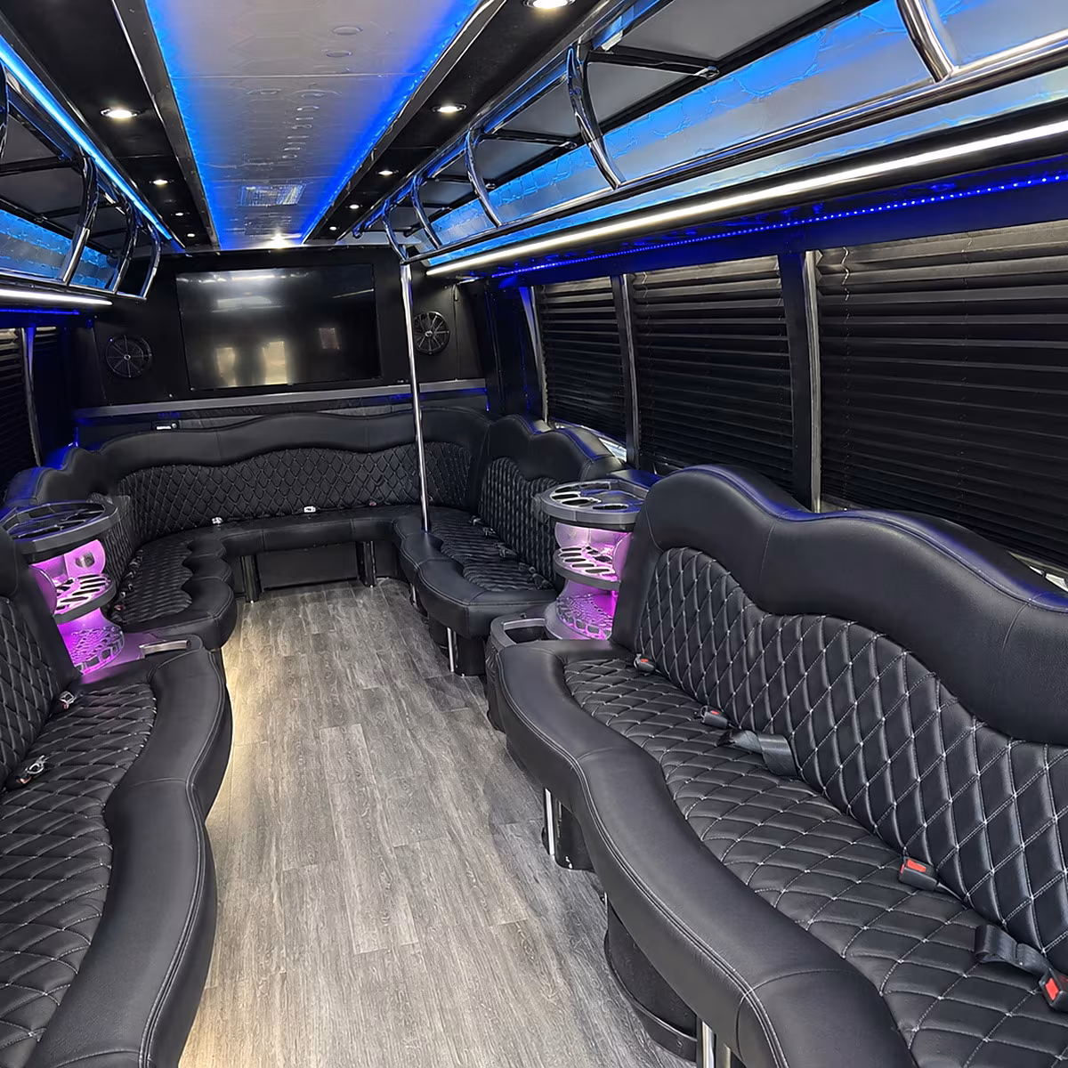 bus rentals for military and government convention groups in yuma