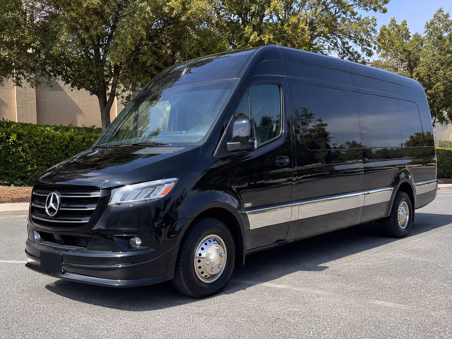 easily book transportation for your next corporate event 4