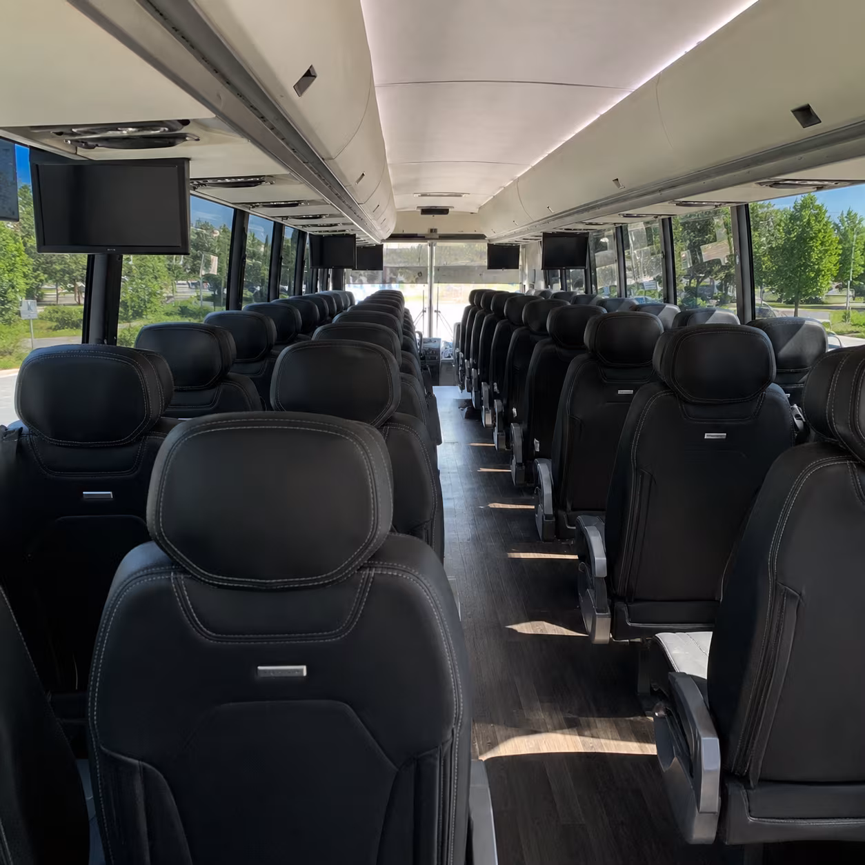 easily book transportation for your next prom 5