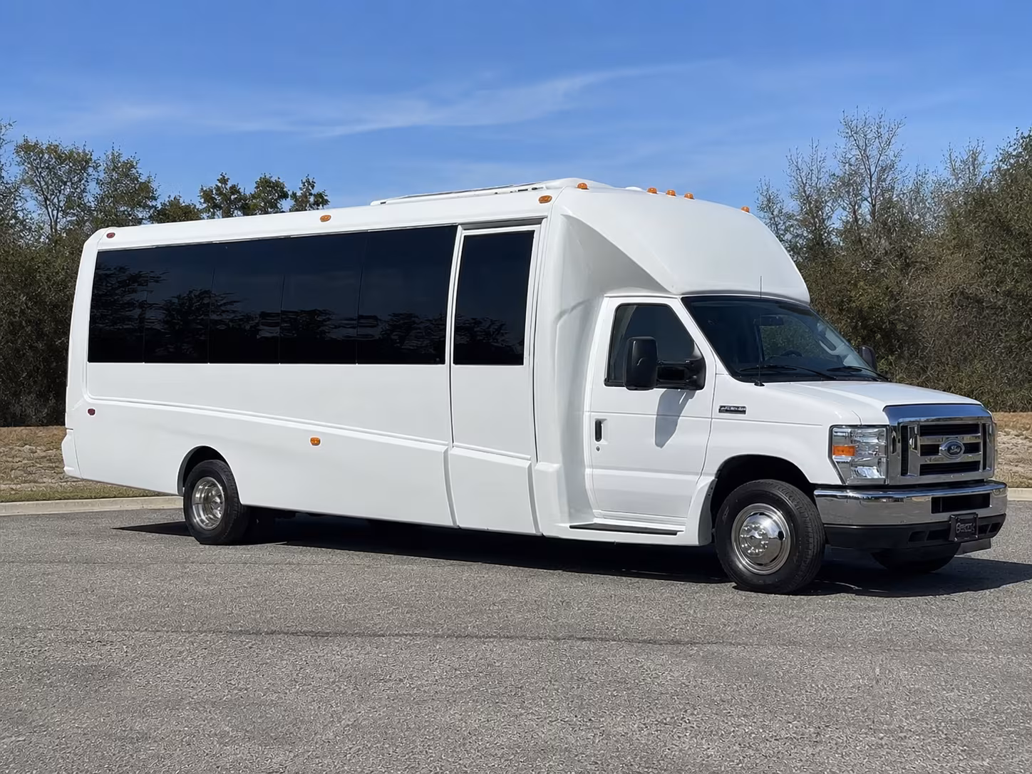 seasonal wine tour bus rentals and arizona wine trail transportation from yuma