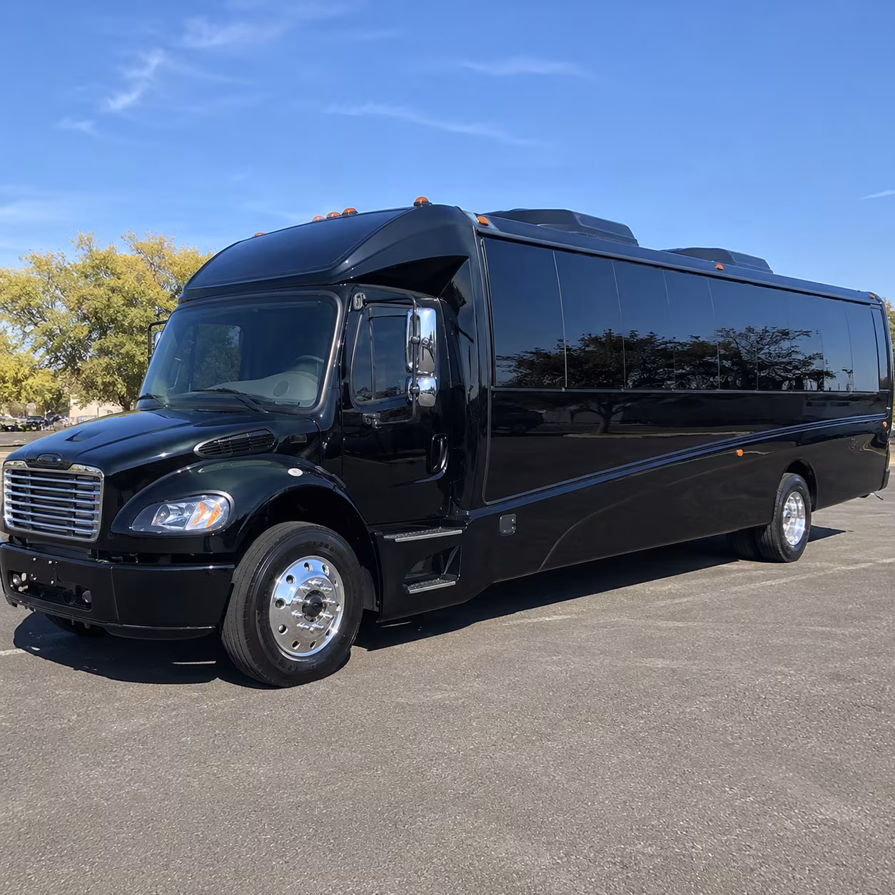 yuma 20 passenger minibus
